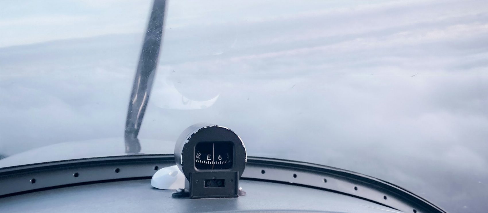 Glass cockpit instruments in a training aircraft