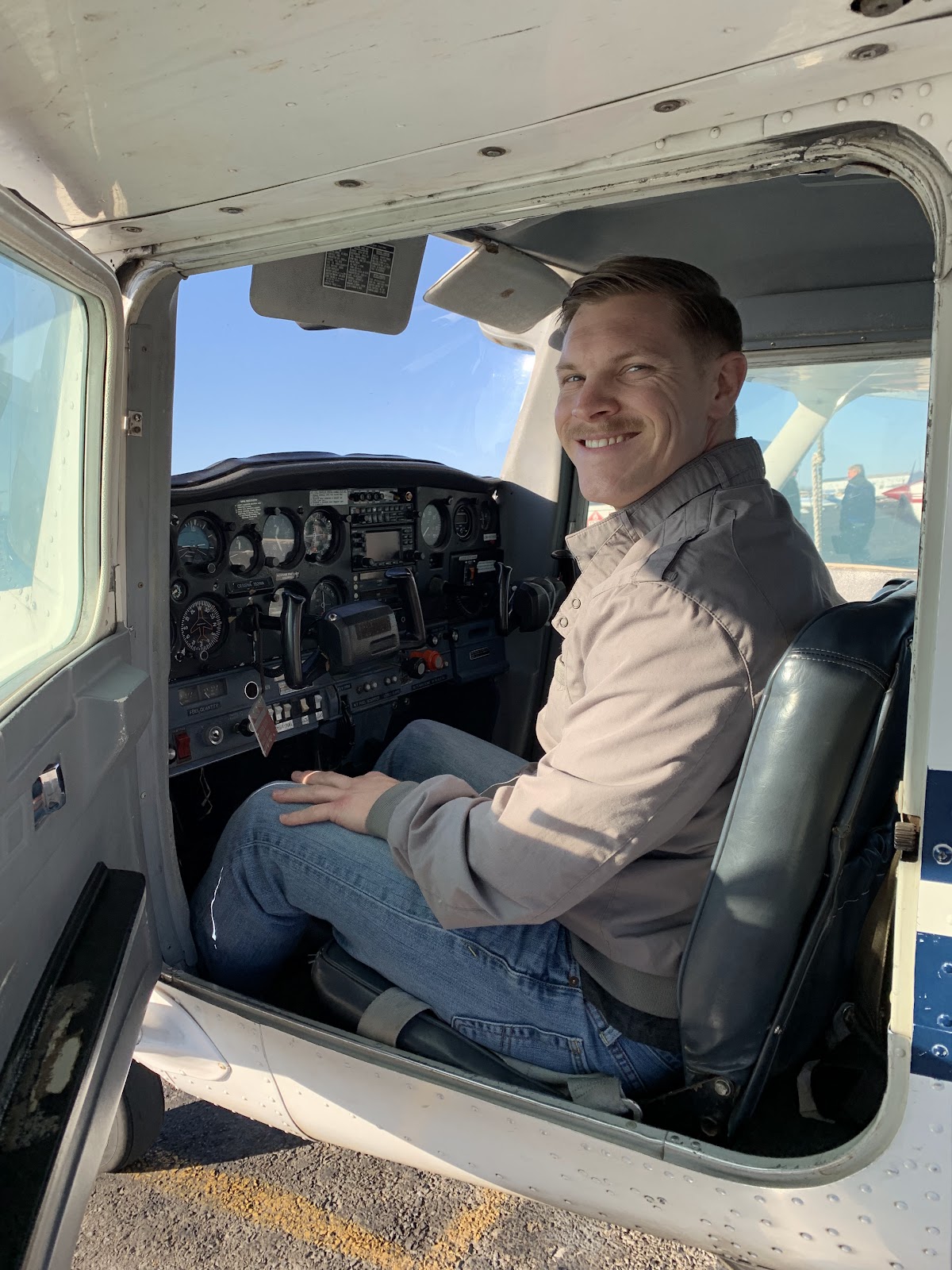 Air Venture Flight Center