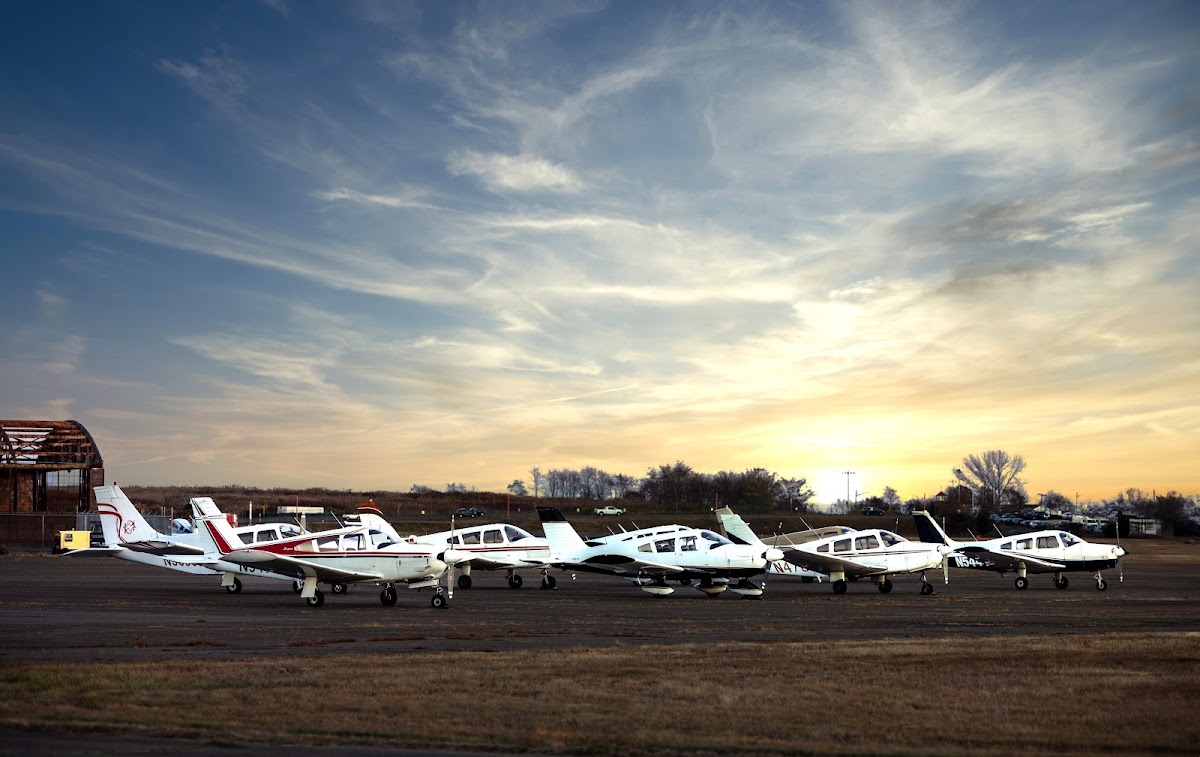 AVIA FLIGHT ACADEMY LLC