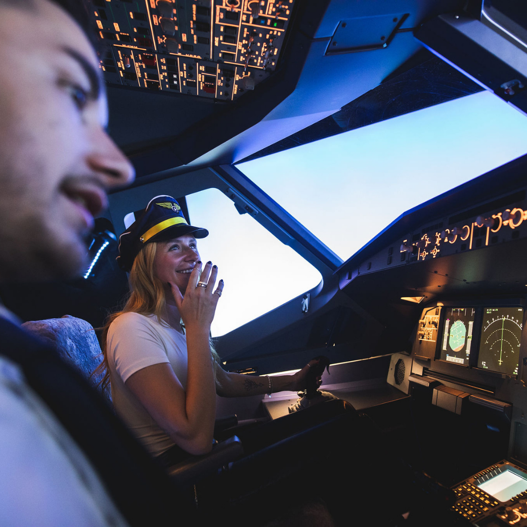 AviaSim Denver - Flight Simulators
