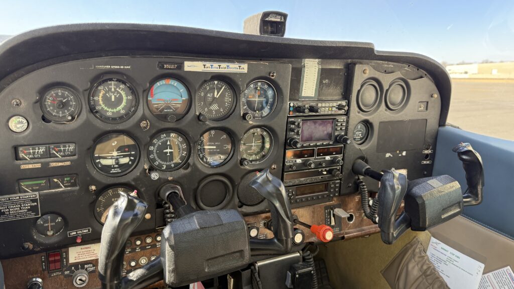 Bermuda Dunes Flight Training