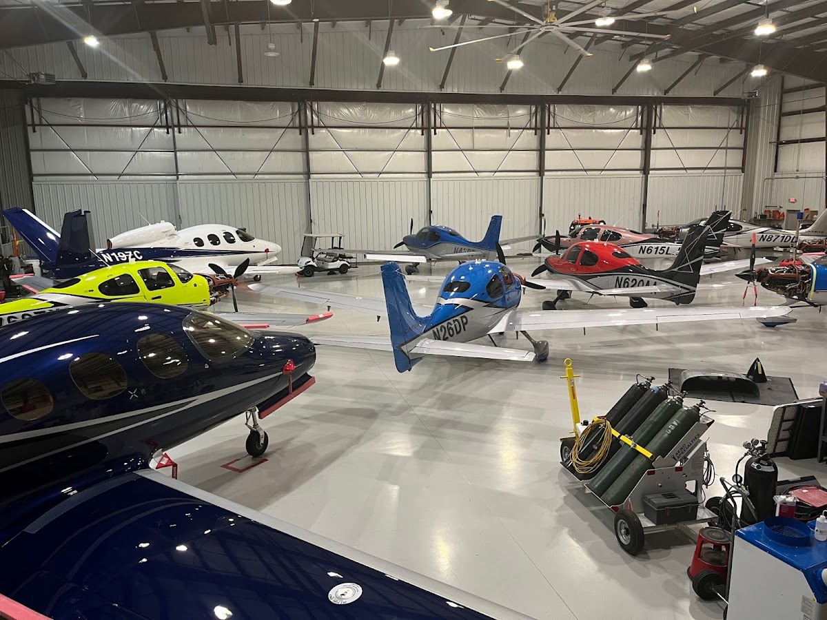 Cirrus McKinney Flight Center