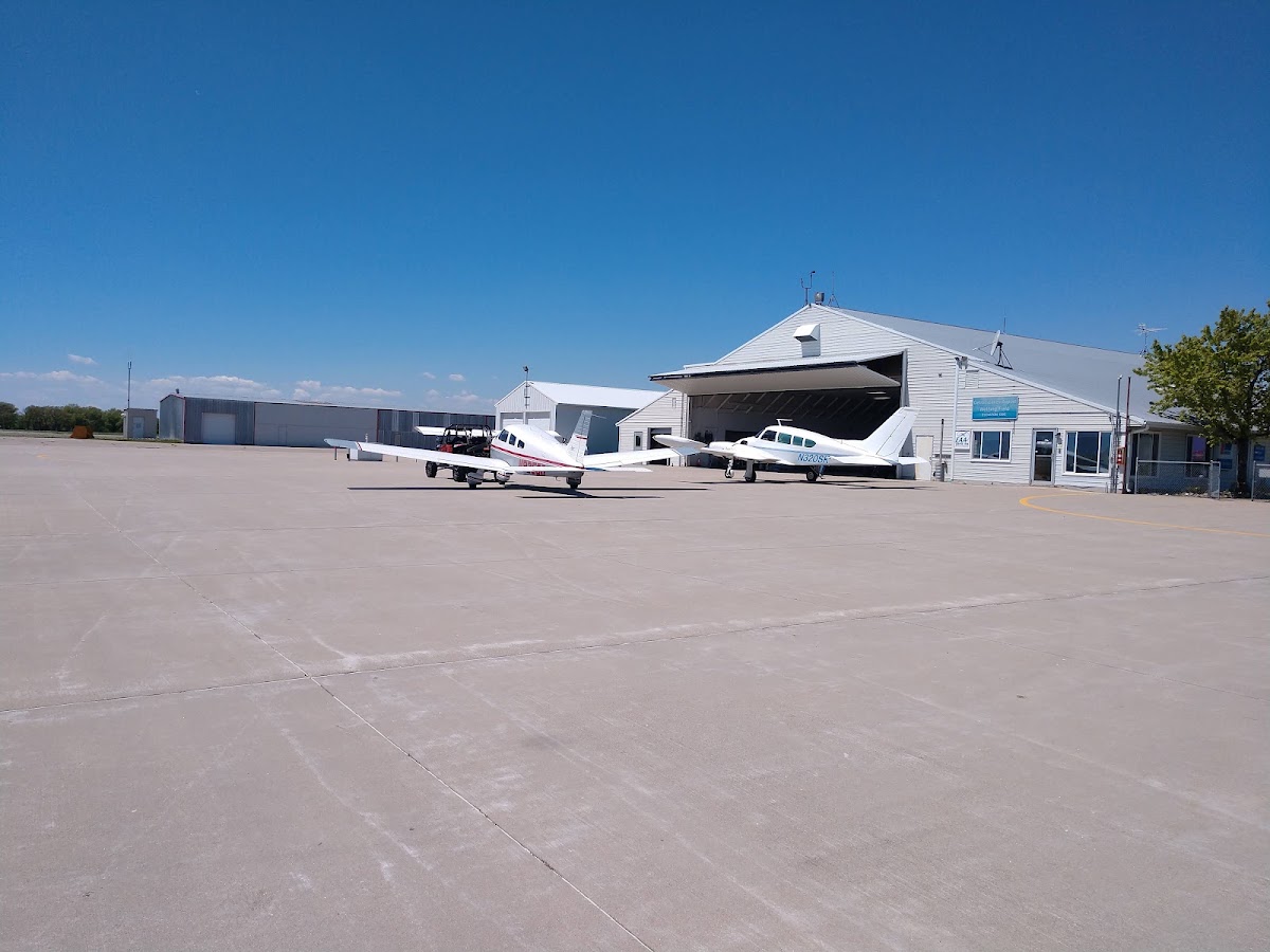 Detroit Lakes Aviation