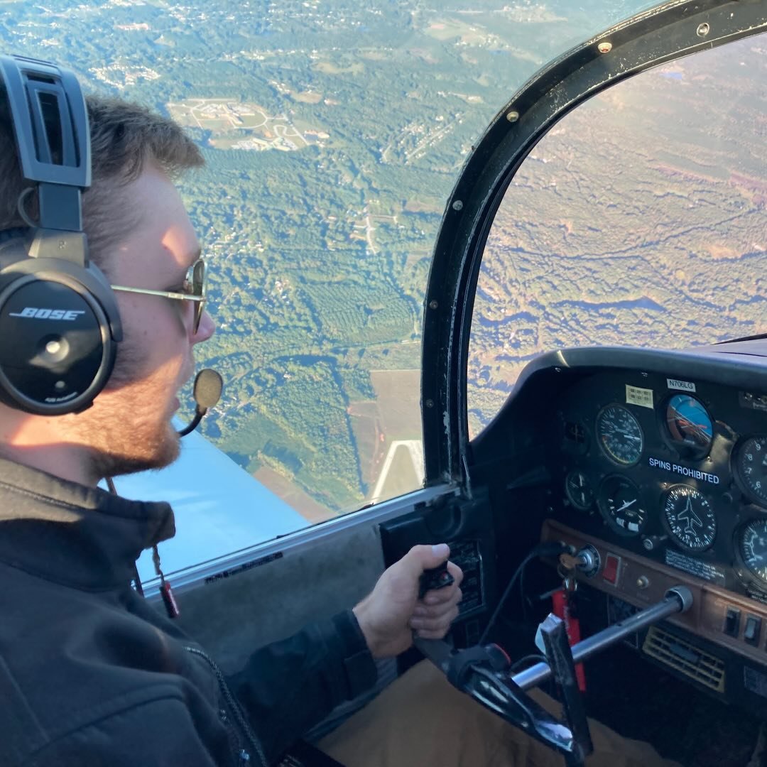 DraggnTails Flight School
