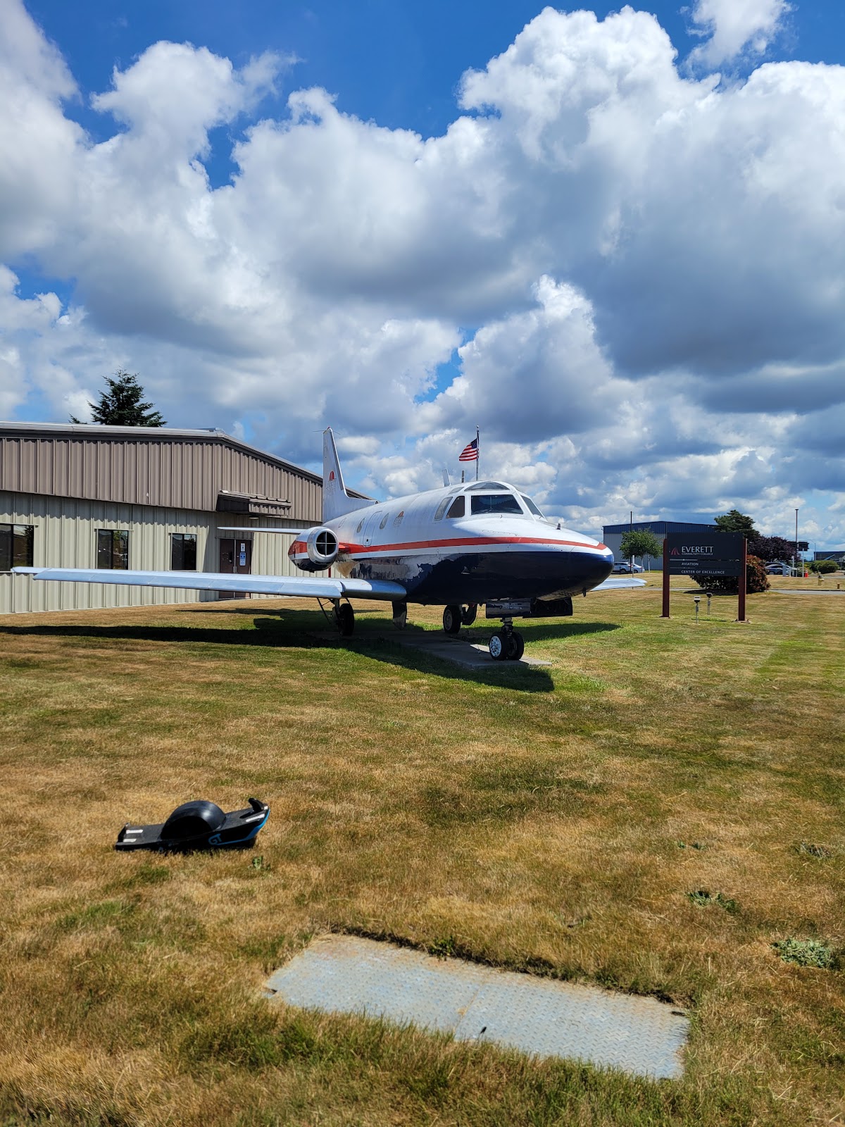 Everett Community College Aviation Maintenance Technology