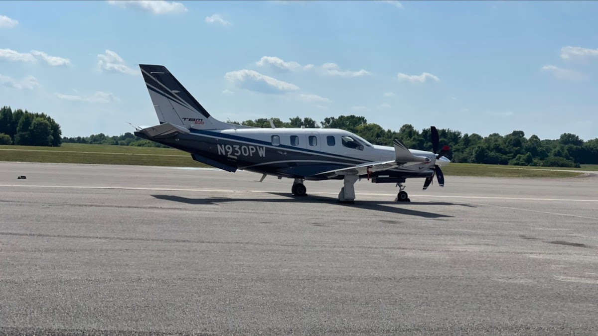 Executive Flight Center