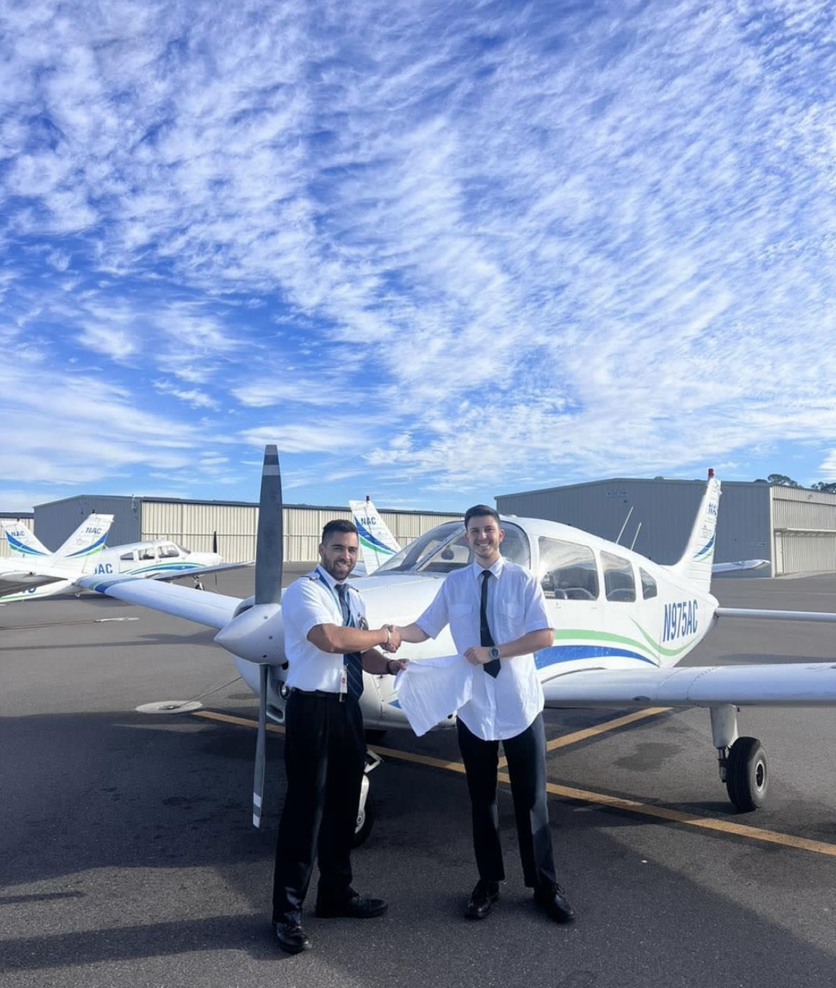 FlyBound training - Flight Schools