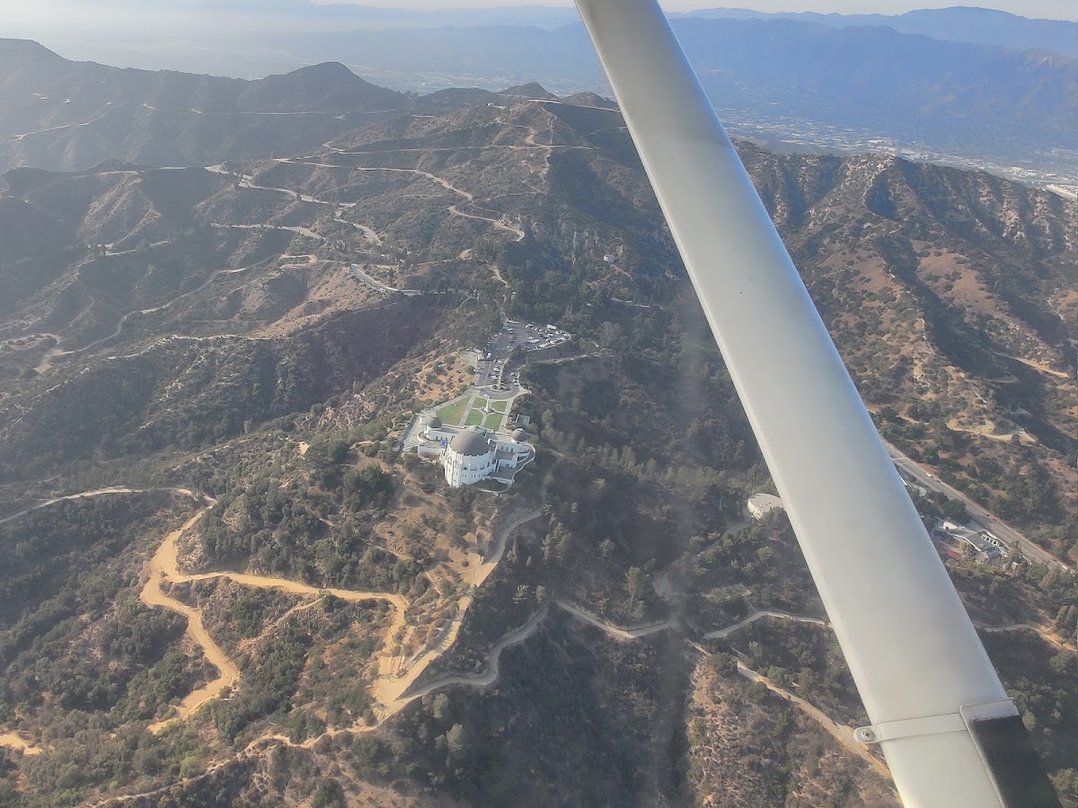 Flying Academy Los Angeles Van Nuys
