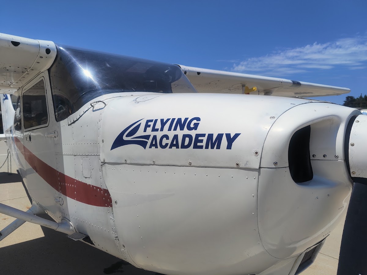 Flying Academy Los Angeles Van Nuys