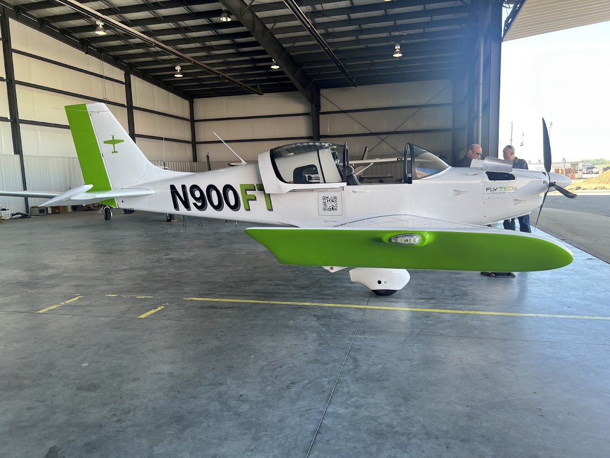 FlyTech Pilot Academy