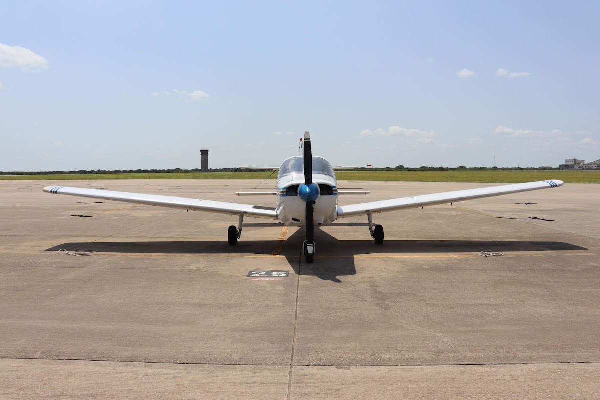 Golf Aero Flight School
