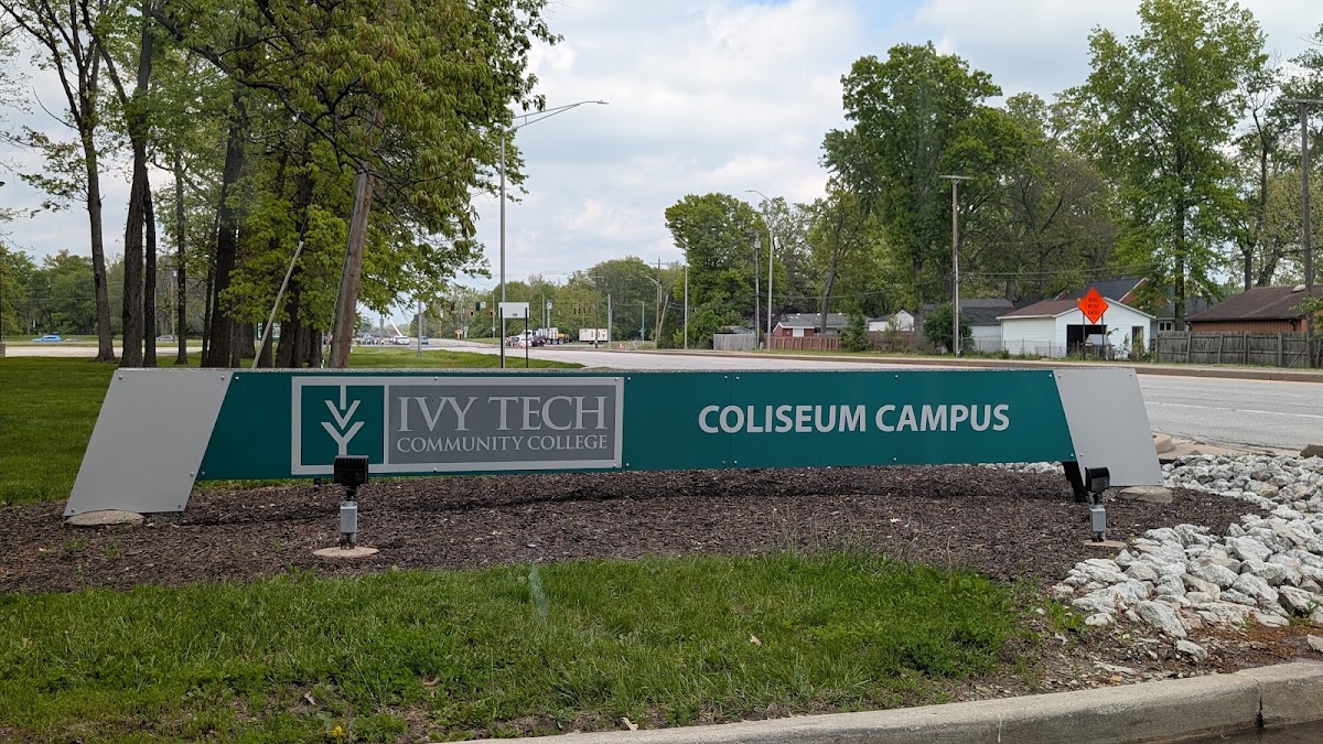 Ivy Tech Community College Fort Wayne – Coliseum Campus