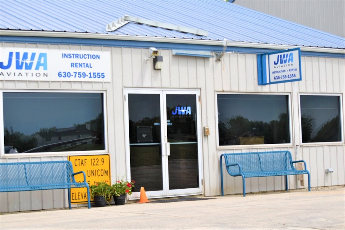 JW Aviation Chicago Flight Training School Learn to Fly