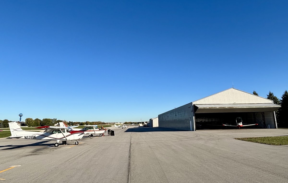JW Aviation Chicago Flight Training School Learn to Fly