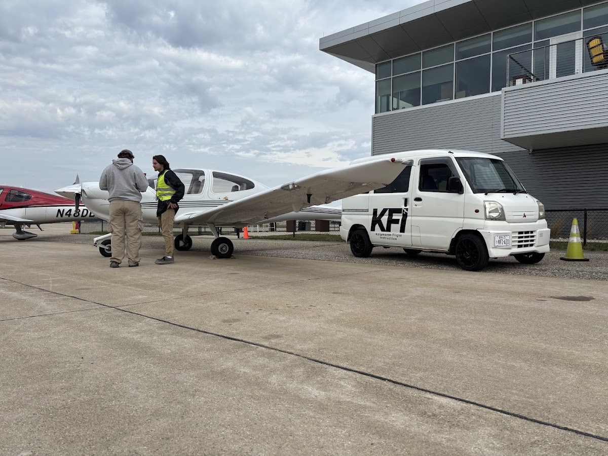 Kalamazoo Flight Instruction