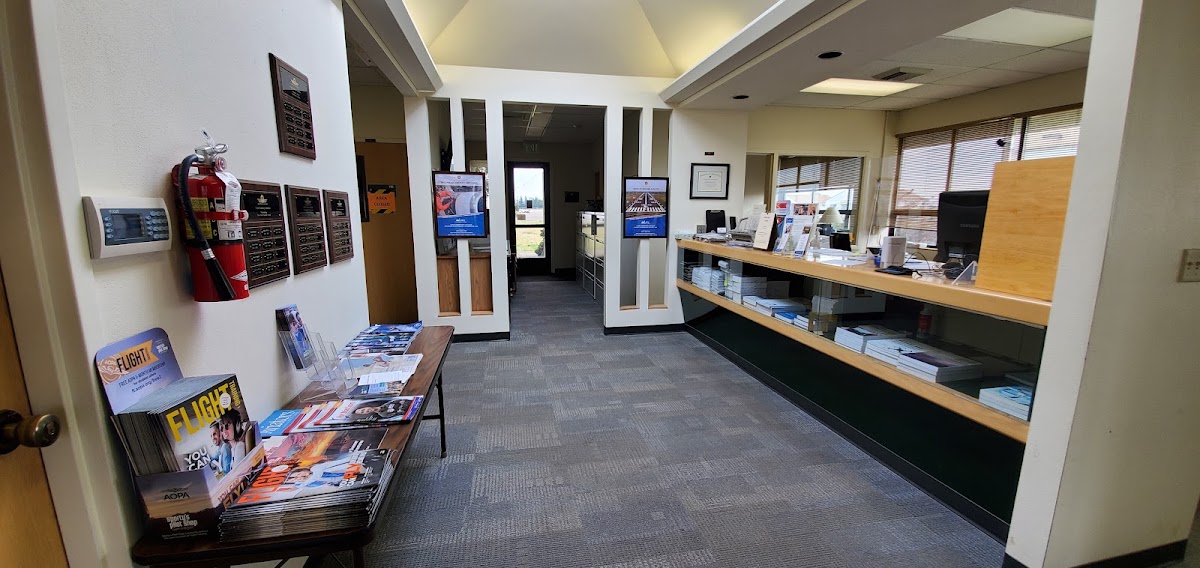 Lane Aviation Academy - Lane Community College