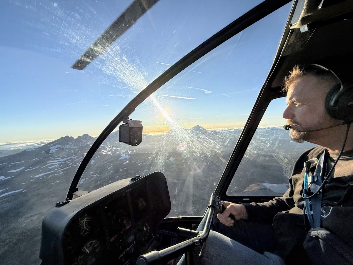 Leading Edge Flight Academy Helicopter School