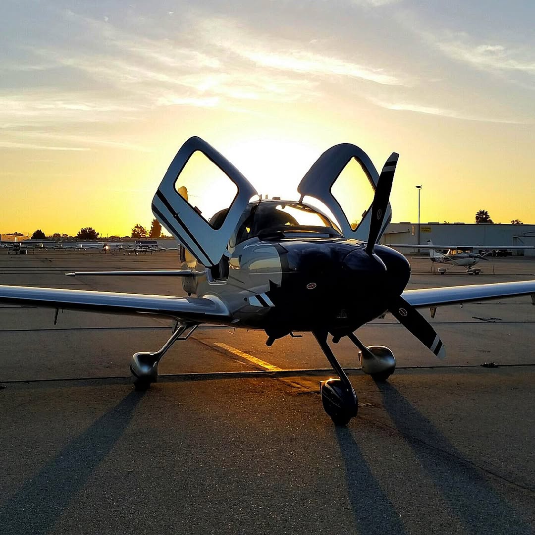 Mach 1 Aviation
