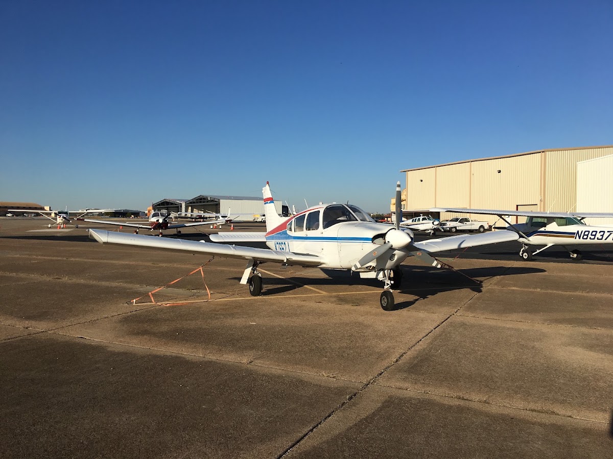Pelambis Flight School