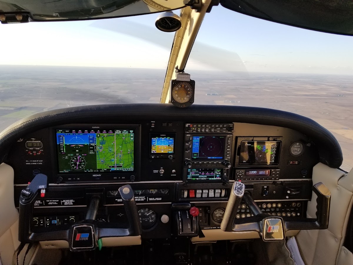 Pilot Flight Training Courses
