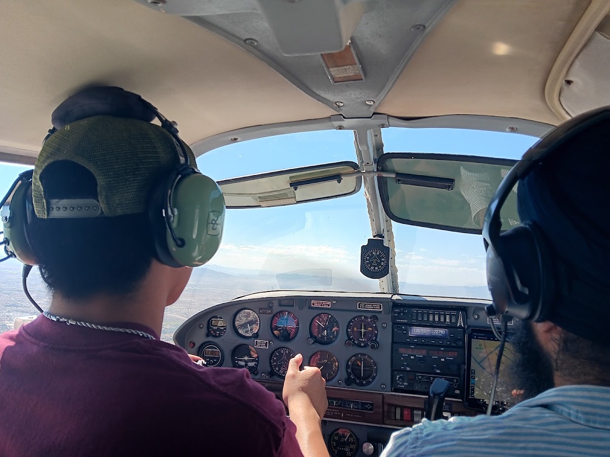 Pilot Training L A S V E G A S