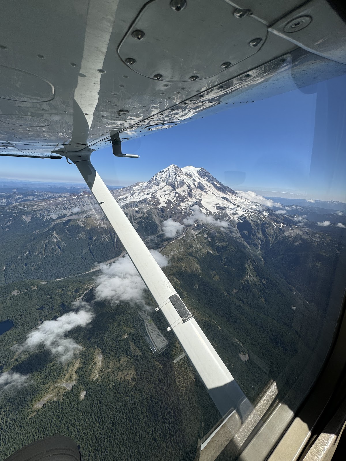 Rainier Flight Service