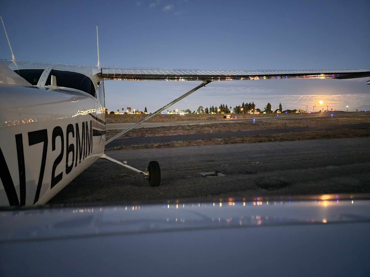 Riverside Flight Academy