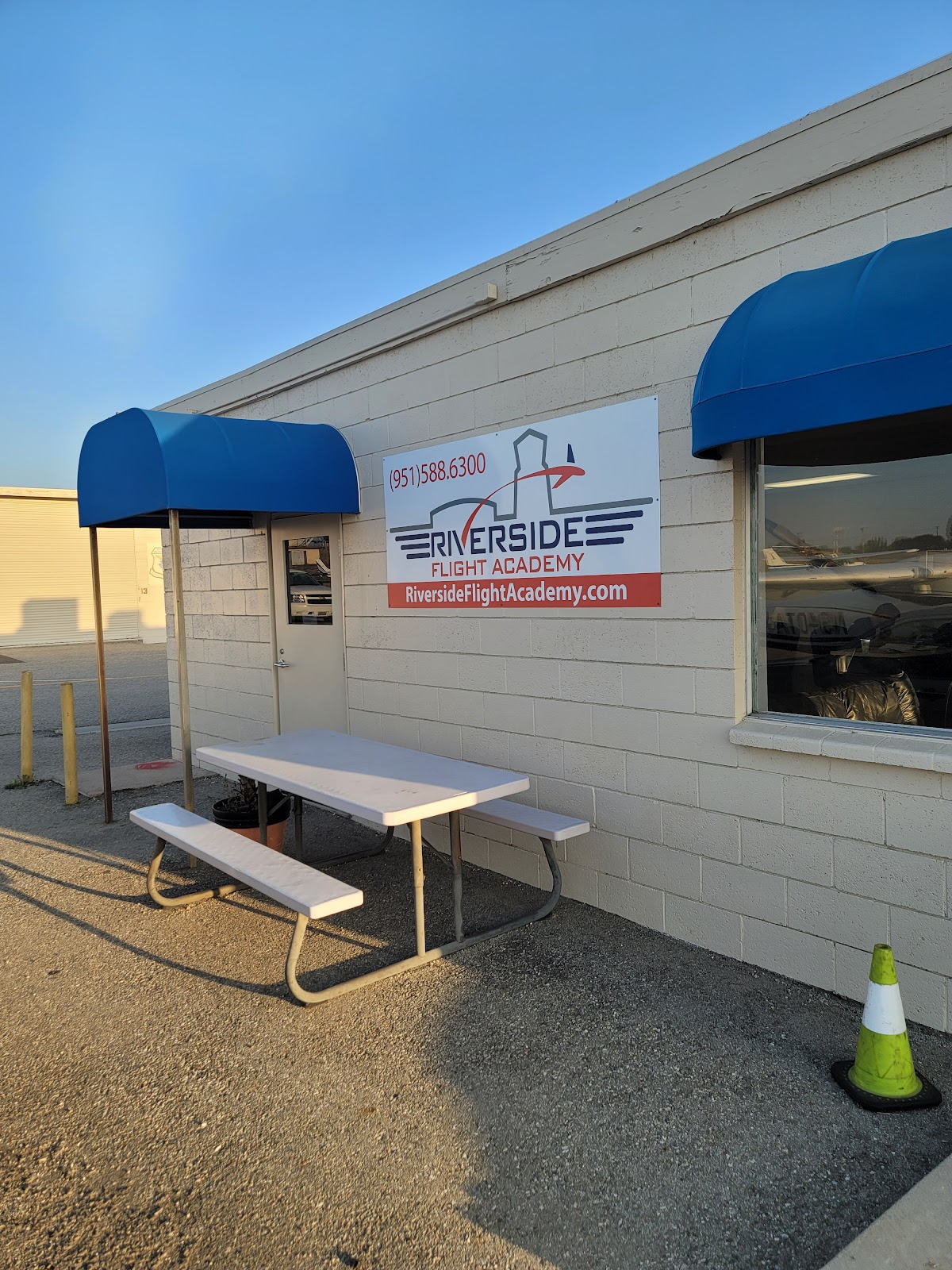 Riverside Flight Academy