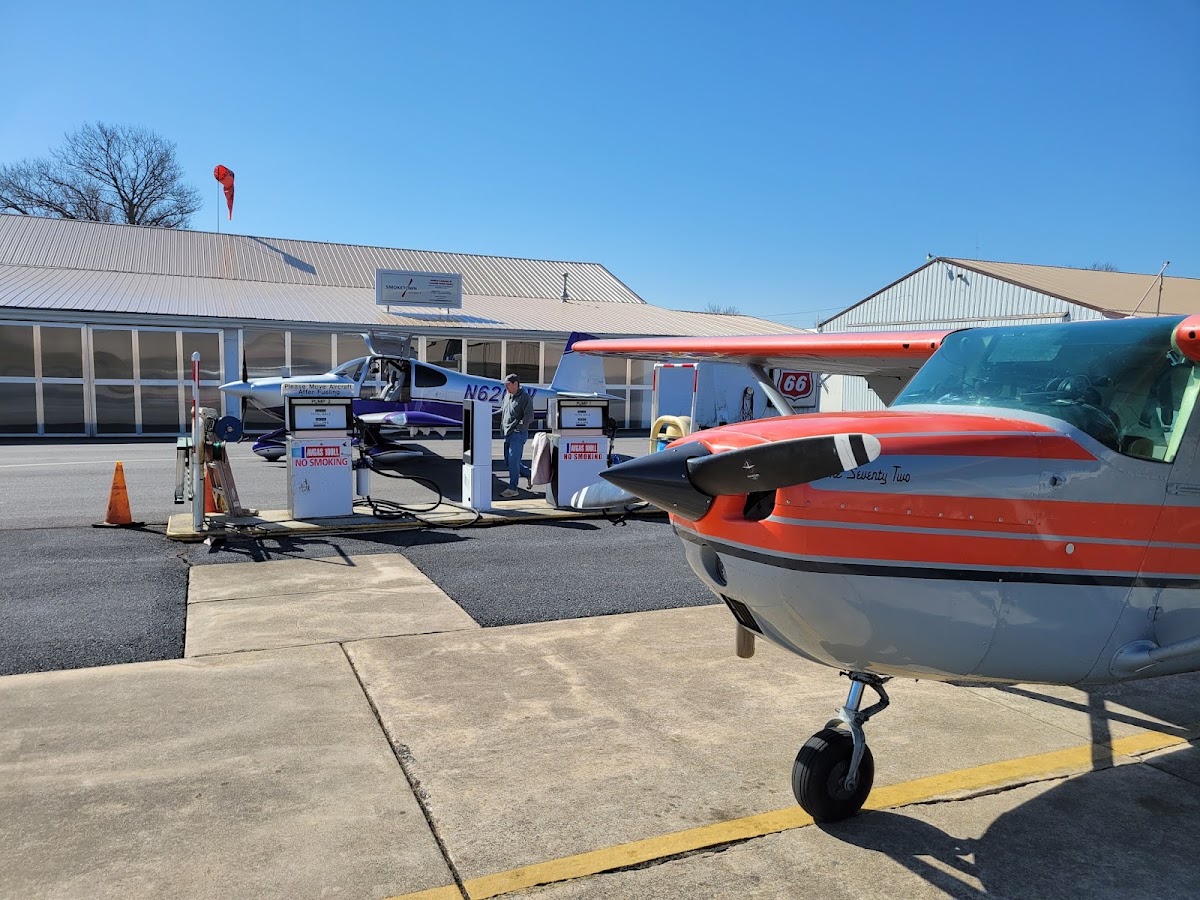 Smoketown Flight Center LLC