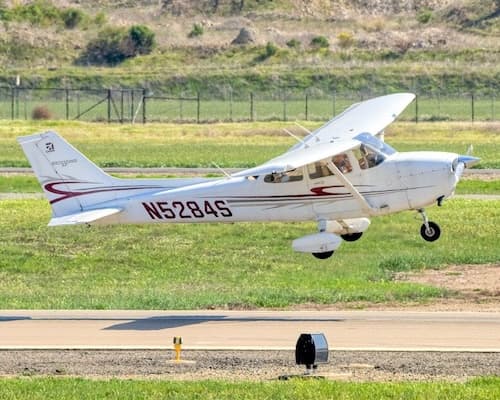 Stanford Flying Club - Flight School