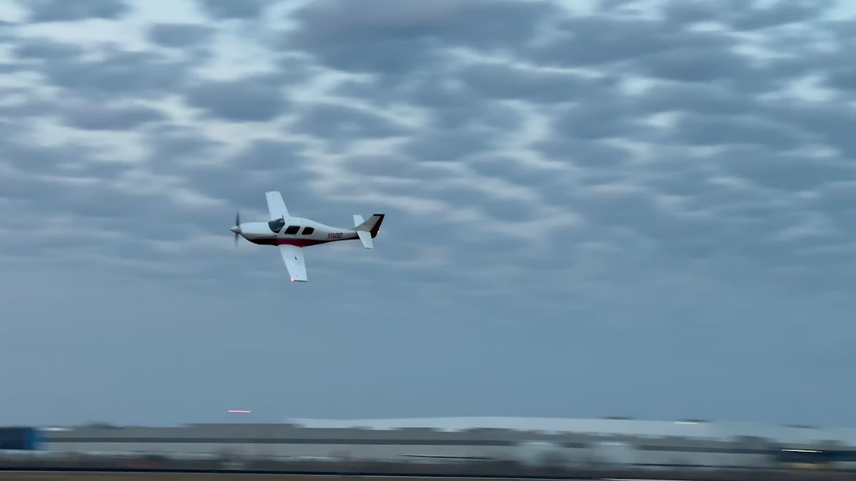 T Black Aviation
