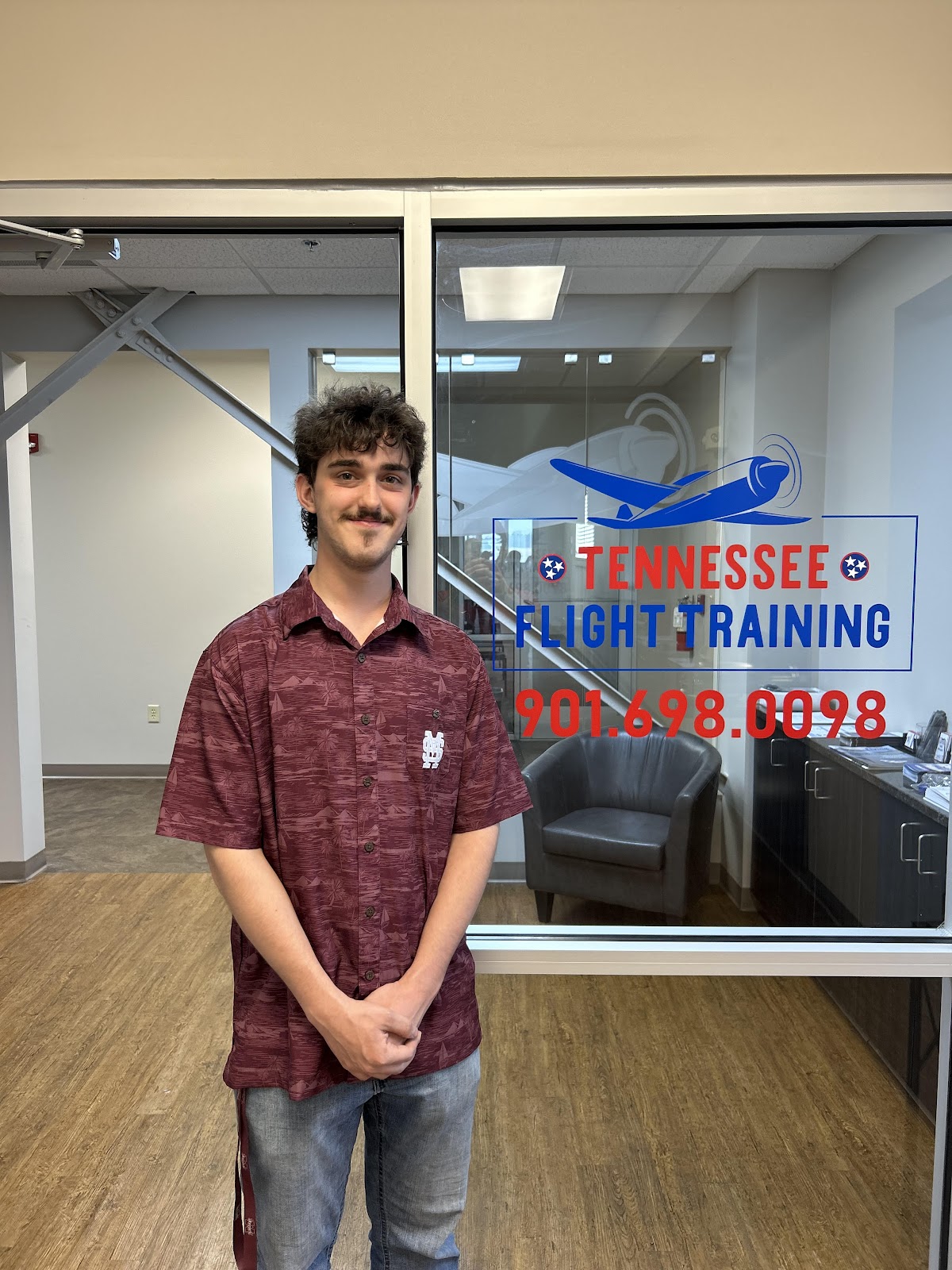 Tennessee Flight Training Millington-Memphis (KNQA)