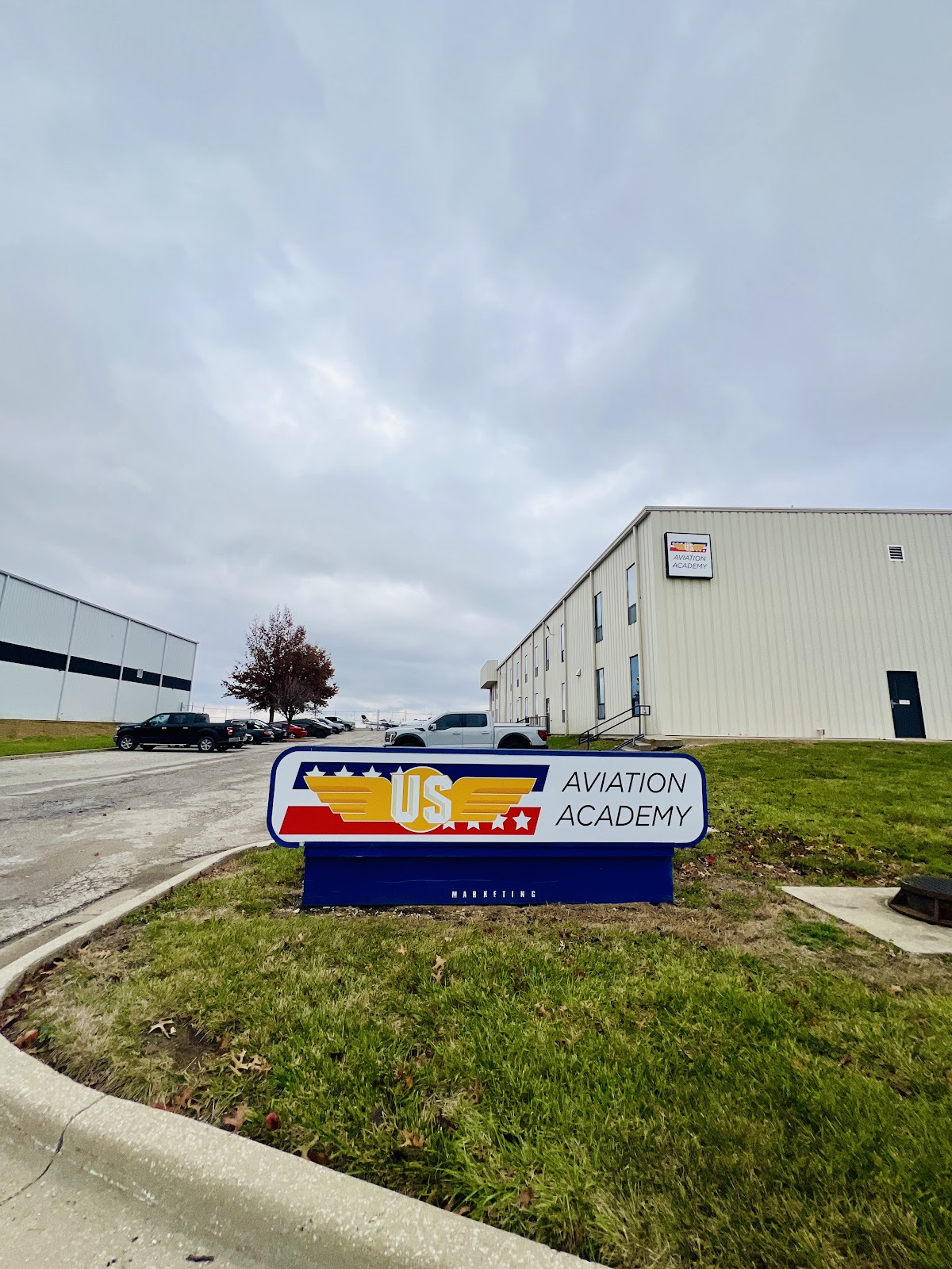 US Aviation Academy - KC