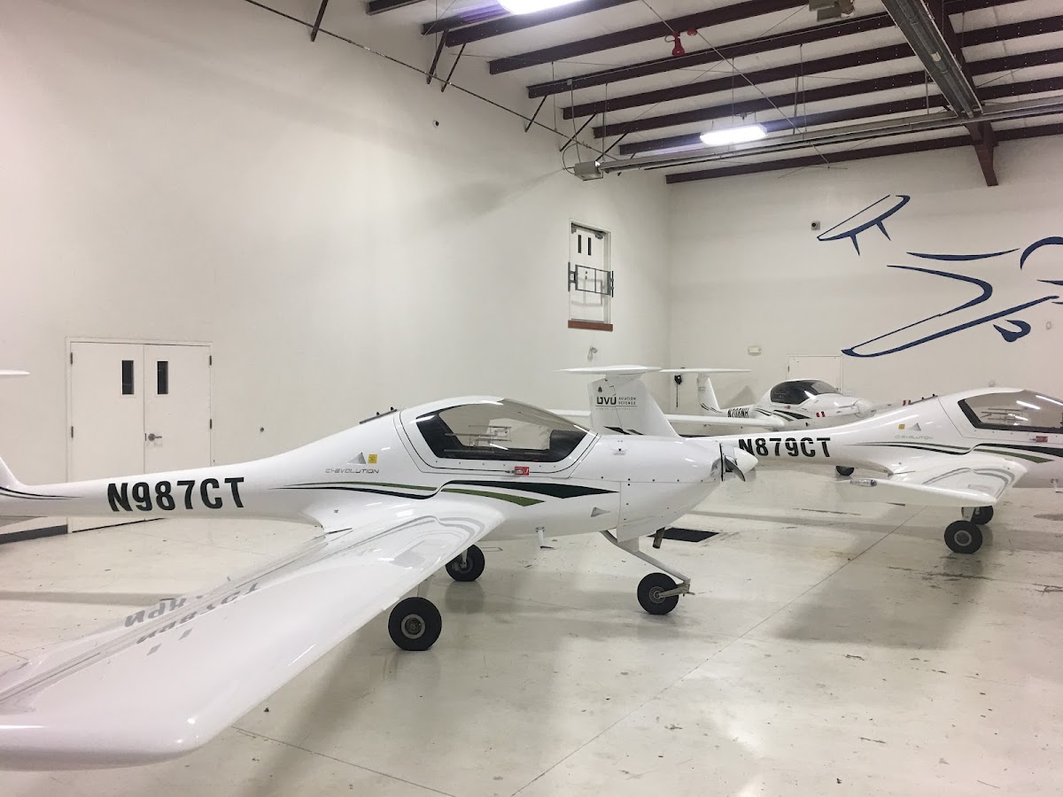 Utah Valley University Flight School