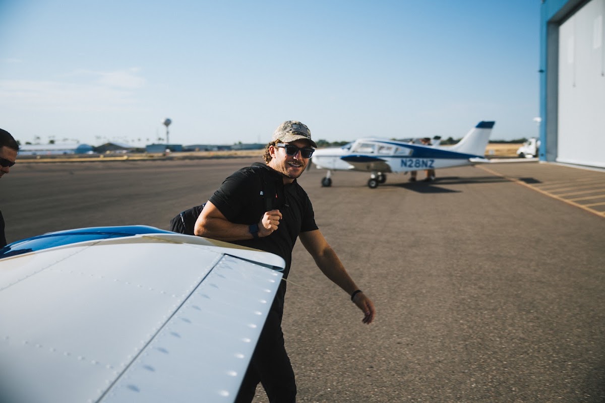 Venture West Flight School